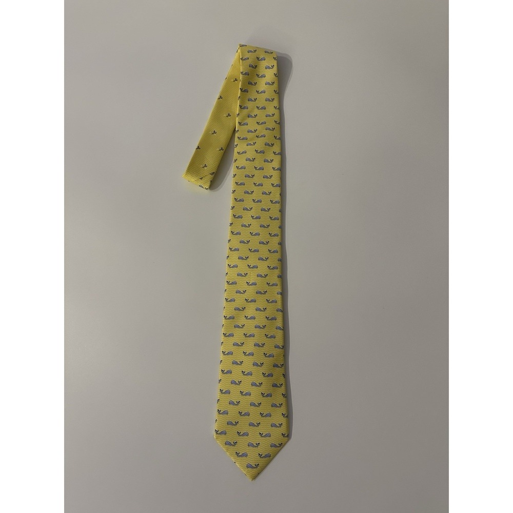 Tommy Hilfiger 100% Silk Yellow Tie Whale Fish Marine Ocean Vineyard Vines Theme